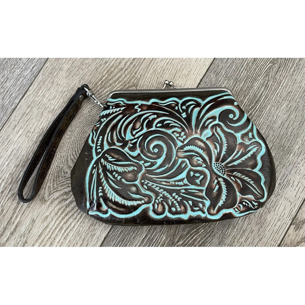 NWOT Patricia Nash Savena Hand Tooled Turquoise Leather Kisslock Wristlet Bag - Picture 2 of 16